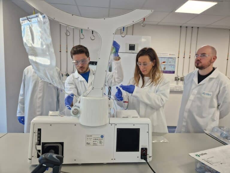 Aseptic Group 's employees being trained to Bioprocessing Manufacturing